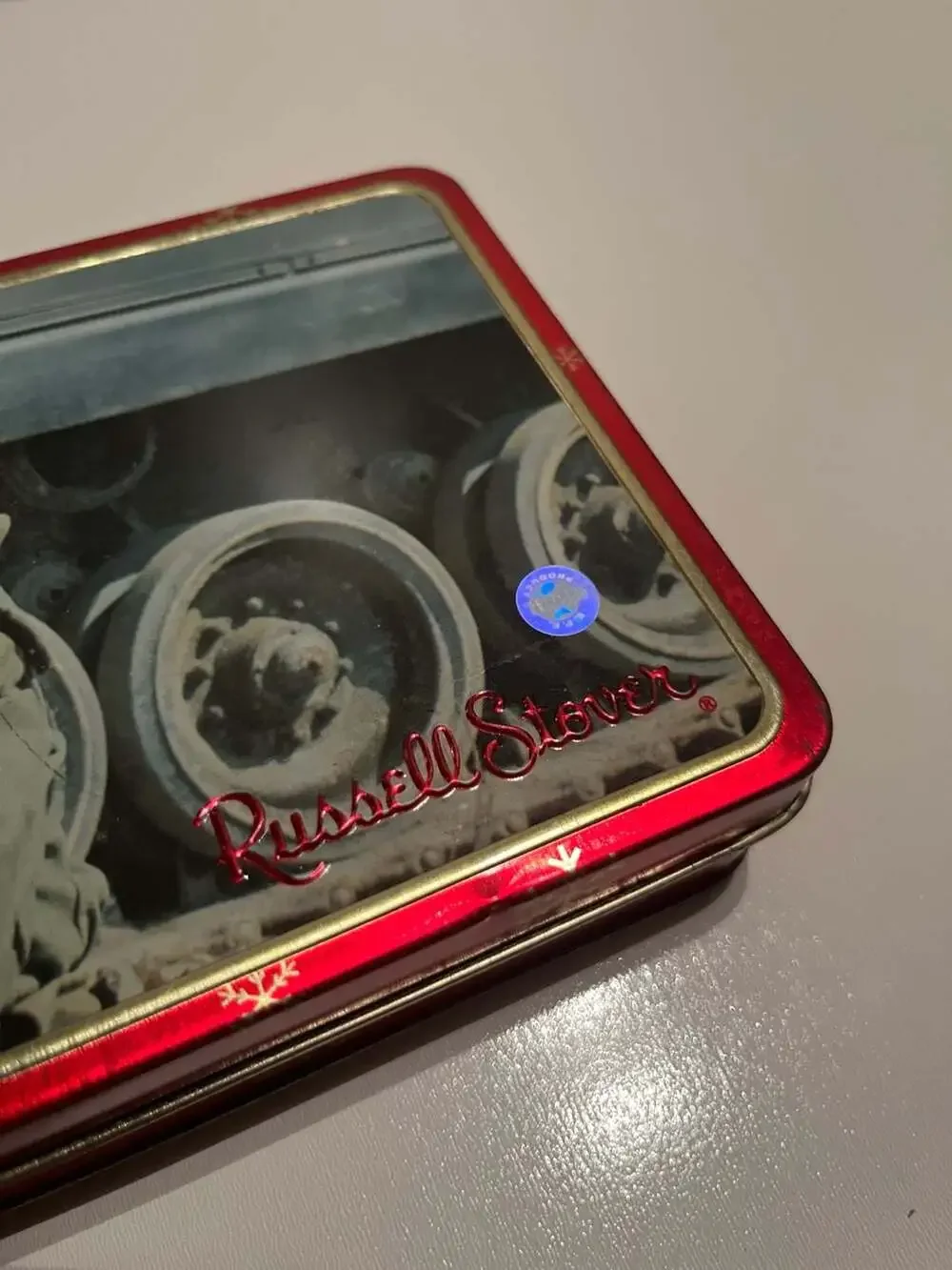 VTG 2000 Elvis Presley Russell Stover Christmas Candy Tin Collectible Box Army